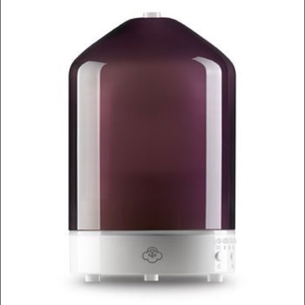 NEW w/ Box Serene House Nebula ultrasonic aromatherapy diffuser.